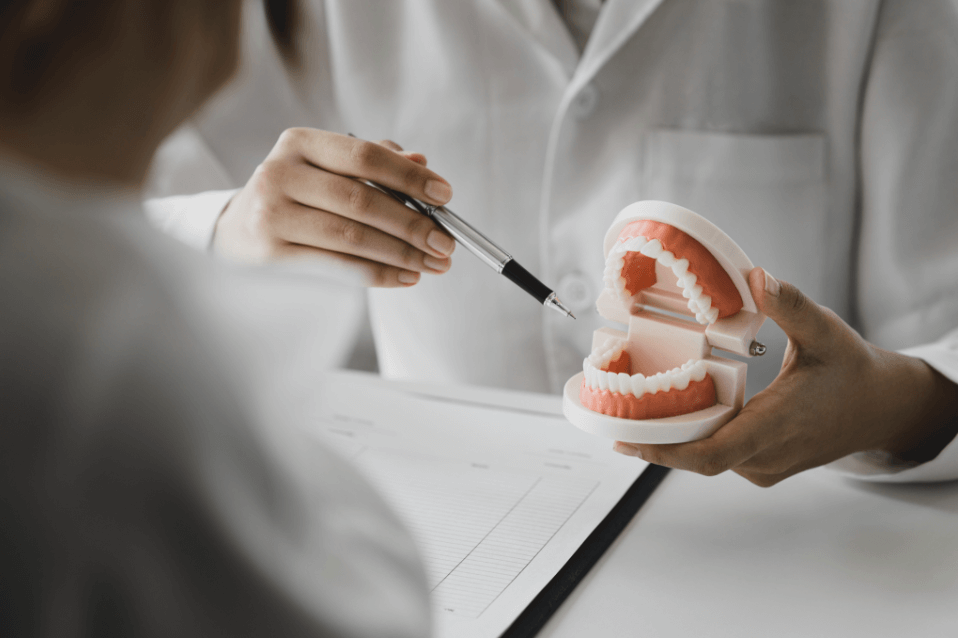 Dental-implants-advantages